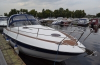 Моторная яхта Bavaria 32 Моторная яхта Bavaria 32