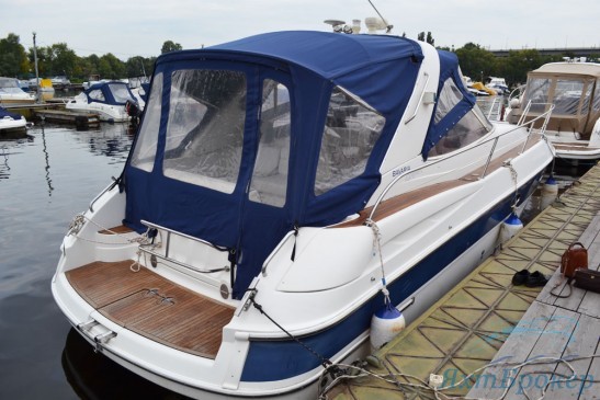 Моторная яхта Bavaria 32
